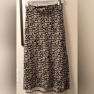 NWT Rachel Zoe Skirt, Size 10, black & white floral print